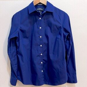 Lands’ End Outfitters wrinkle free long sleeves buttons front shirt
